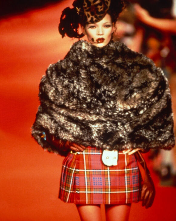 Vivienne Westwood  Tartan dress, Tartan fashion, Plaid fashion