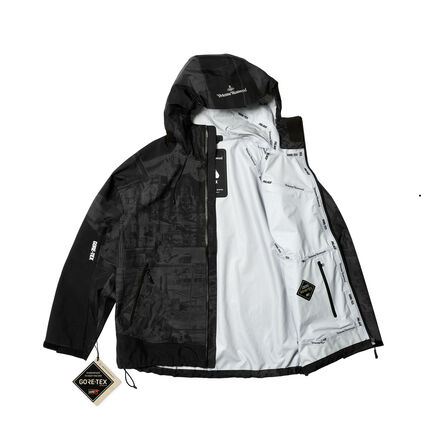 PALACE Vivienne Westwood Gore-tex Parka