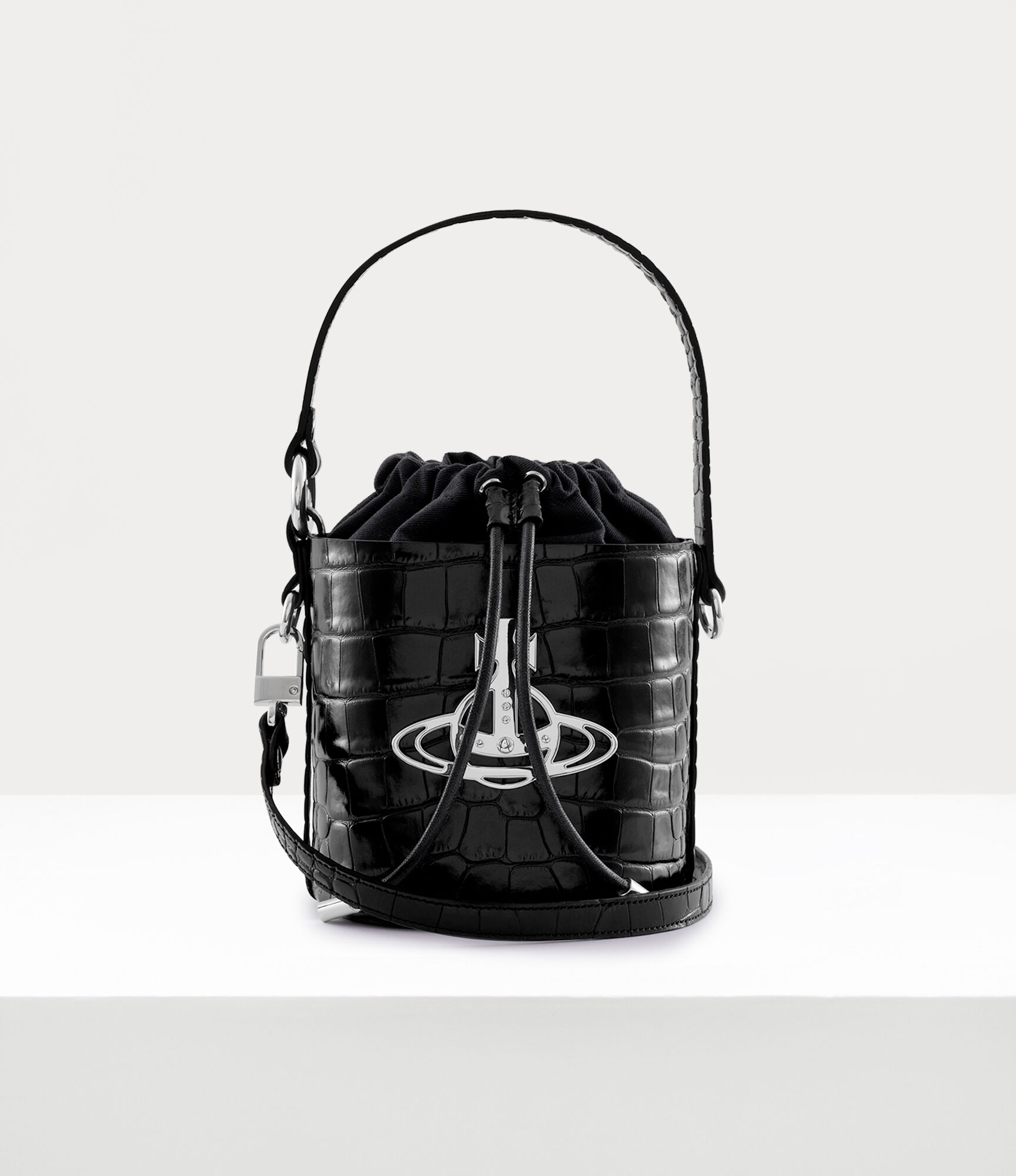 Daisy Drawstring Bucket Bag in BLACK | Vivienne Westwood®