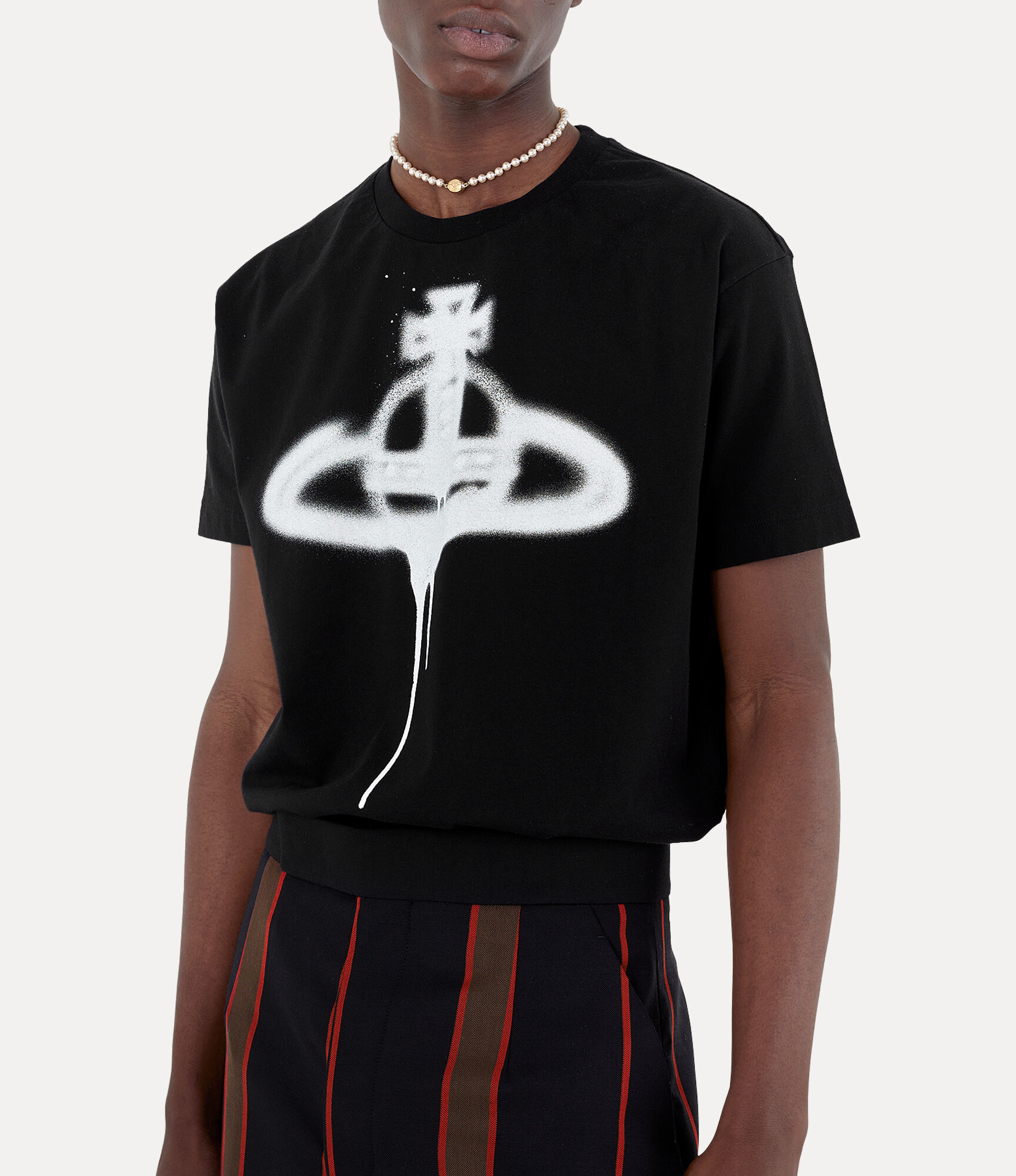 Spray Orb Classic T-Shirt in BLACK | Vivienne Westwood®