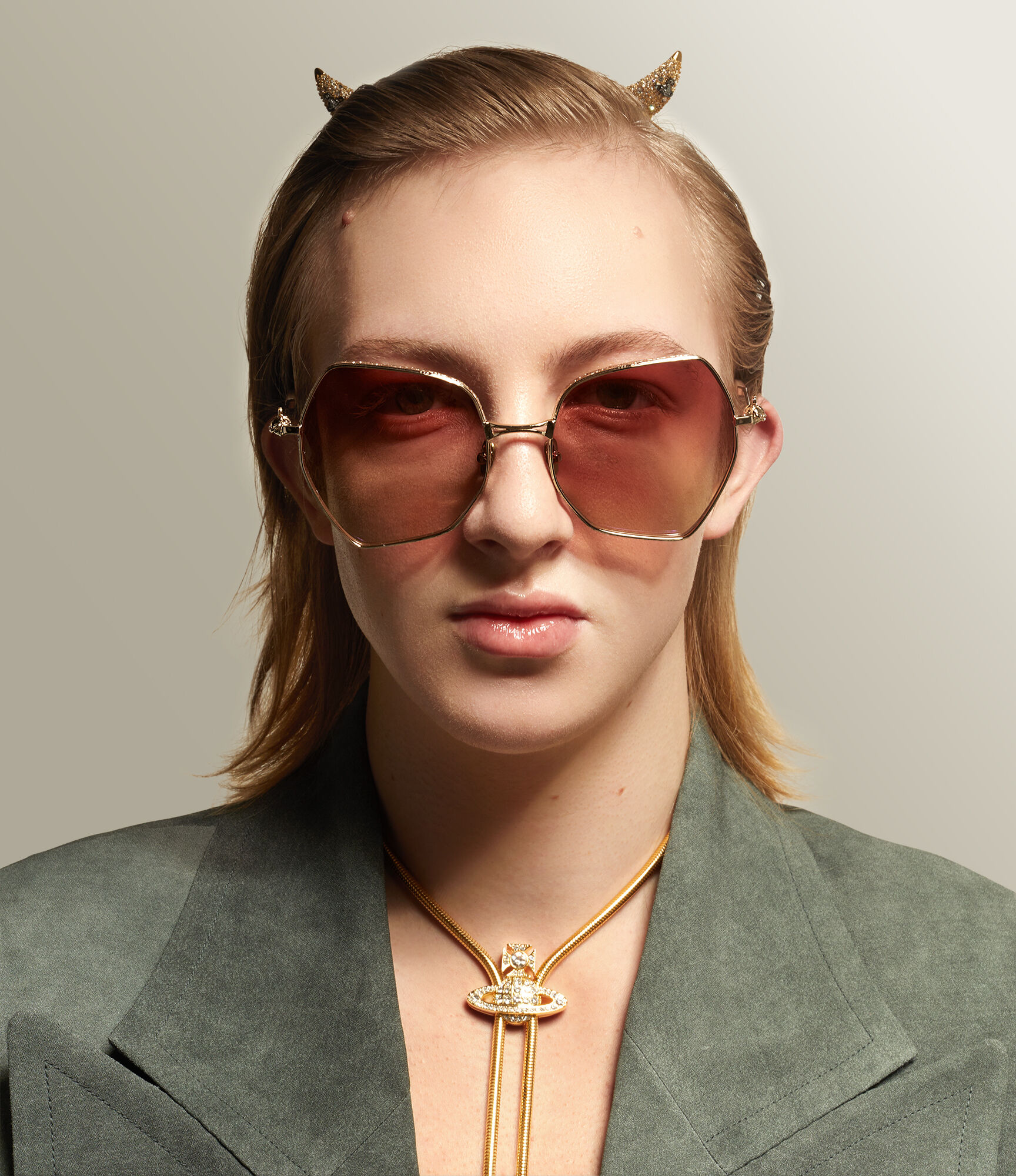 Hardware Orb Sunglasses in GOLD | Vivienne Westwood®