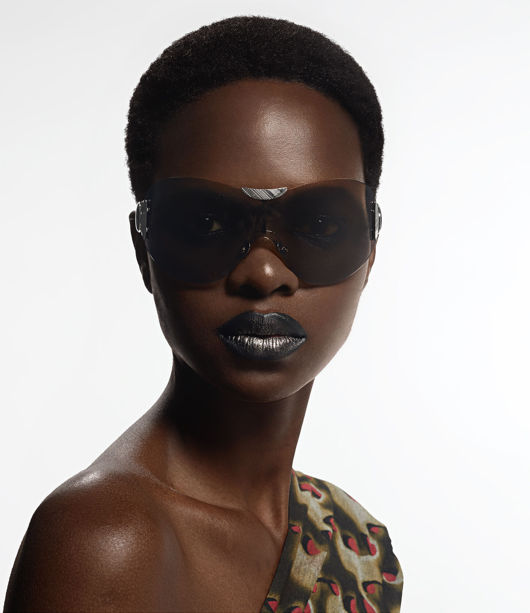 女士奢华设计师太阳镜| Vivienne Westwood®