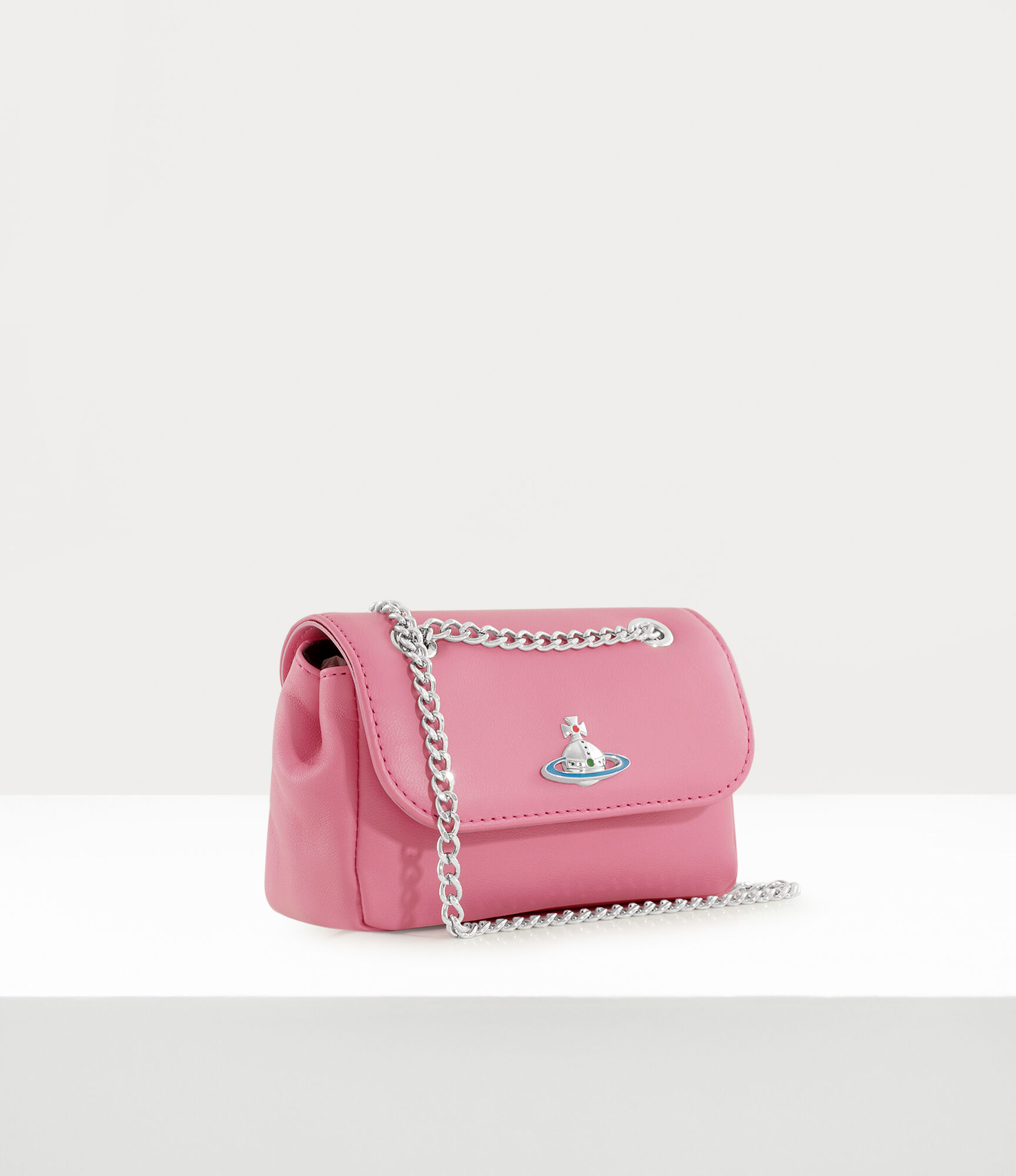 Small Purse With Chain（粉色） | Vivienne Westwood®